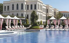 Four Seasons Hotel Istanbul At The Bosphorus
